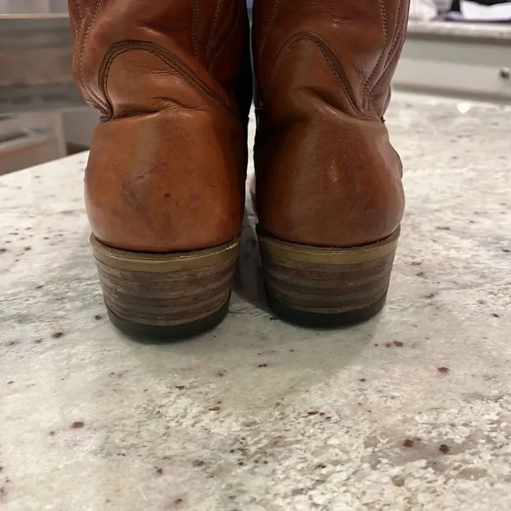 Comb Last Cognac Cowboy Boots sz 9-1/2 EE